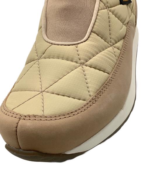 TEVA（テバ）TEVA (テバ) スニーカー　レディース　ベージュ ベージュ サイズ:22.5の古着・服飾アイテム