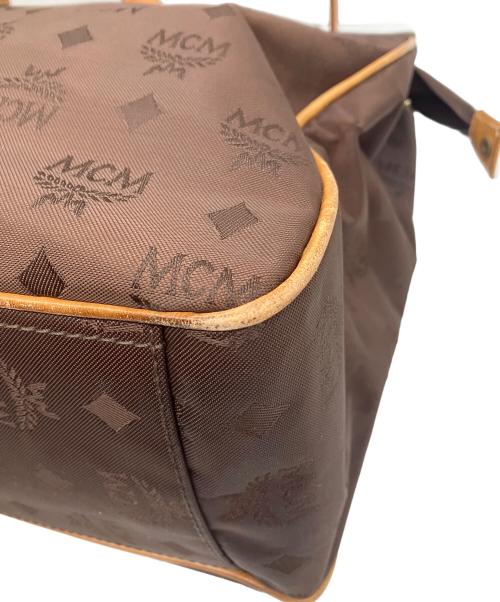 MCM（エムシーエム）MCM (エムシーエム) ナイロントートバッグ　MCM　ブラウン ブラウンの古着・服飾アイテム