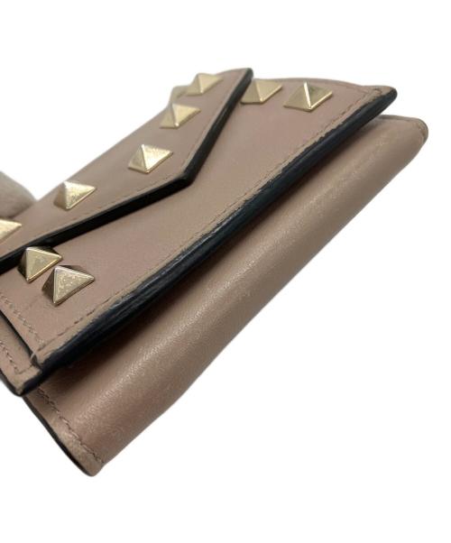 VALENTINO GARAVANI（ヴァレンティノ・ガラヴァーニ）VALENTINO GARAVANI (ヴァレンティノ・ガラヴァーニ) 3つ折り財布 ベージュの古着・服飾アイテム