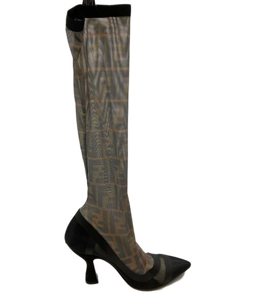 FENDI（フェンディ）FENDI (フェンディ) ズッカ柄ソックスヒールブーツ　FENDI　レディース　ブラック　ズッカ柄 ブラック サイズ:38の古着・服飾アイテム