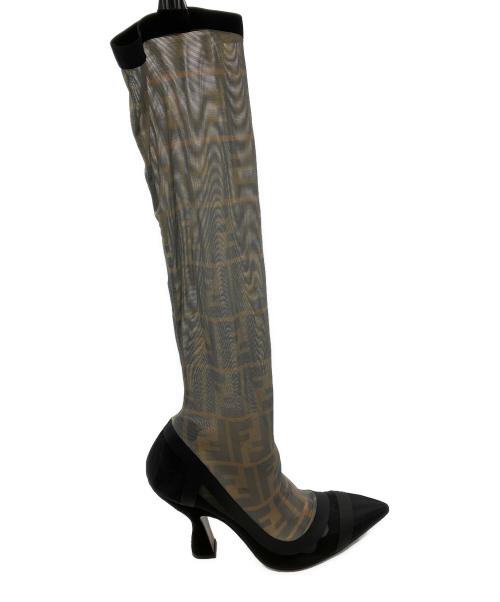 FENDI（フェンディ）FENDI (フェンディ) ズッカ柄ソックスヒールブーツ　FENDI　レディース　ブラック　ズッカ柄 ブラック サイズ:38の古着・服飾アイテム