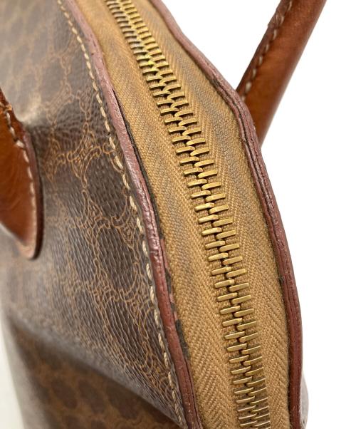 CELINE（セリーヌ）CELINE (セリーヌ) ハンドバッグ　CELINE　ブラウン　マカダム　オールド　ジップストラップ欠品・ハンドルヒビ有 ブラウンの古着・服飾アイテム