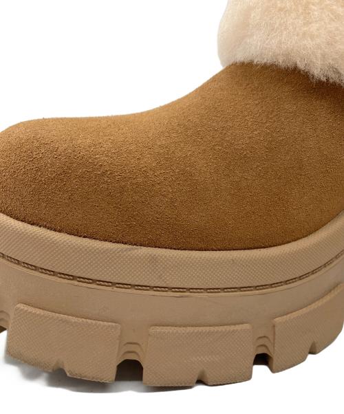UGG（アグ）UGG (アグ) ムートンブーツ　UGG　レディース　ベージュ　Brooklyn Sunburst ベージュ サイズ:24.5の古着・服飾アイテム