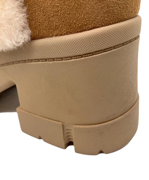 UGG（アグ）UGG (アグ) ムートンブーツ　UGG　レディース　ベージュ　Brooklyn Sunburst ベージュ サイズ:24.5の古着・服飾アイテム