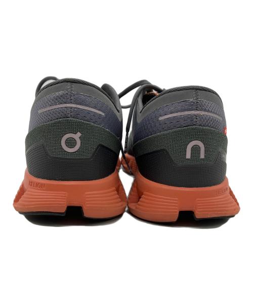on（オン）on (オン) ランニングシューズ　On　メンズ　グレー×オレンジ　Cloud X グレー×オレンジ サイズ:28.5の古着・服飾アイテム