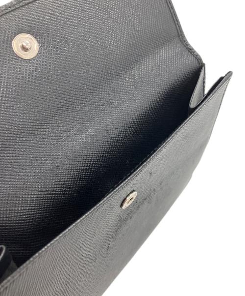 PRADA（プラダ）PRADA (プラダ) 2つ折り財布　PRADA　の古着・服飾アイテム