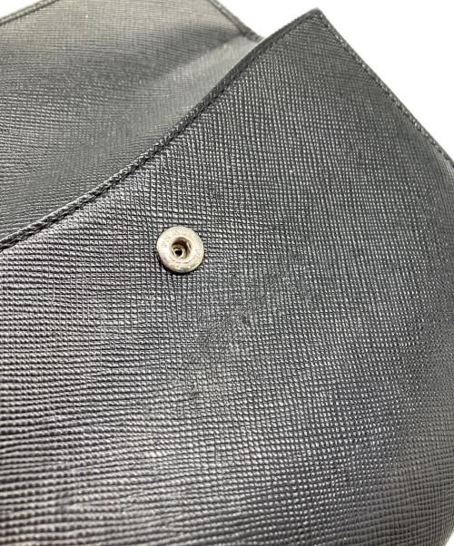 PRADA（プラダ）PRADA (プラダ) 2つ折り財布　PRADA　の古着・服飾アイテム