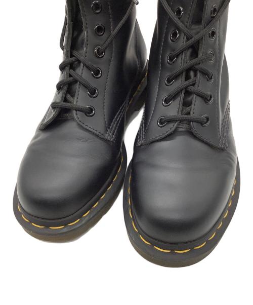 Dr.Martens（ドクターマーチン）Dr.Martens (ドクターマーチン) 8ホールブーツ　	Dr.Martens　メンズ　ブラック ブラック サイズ:26の古着・服飾アイテム