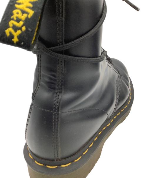 Dr.Martens（ドクターマーチン）Dr.Martens (ドクターマーチン) 8ホールブーツ　	Dr.Martens　メンズ　ブラック ブラック サイズ:26の古着・服飾アイテム