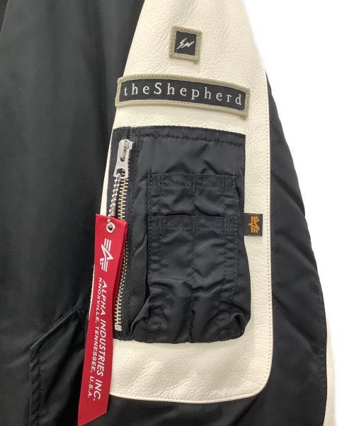 The shepherd UNDERCOVER（ザシェパード アンダーカバー）The shepherd UNDERCOVER ALPHA (アルファ) FRAGMENT (フラッグメント) MA-1ジャケット　the shepherd UNDERCOVER　ALPHA　FRAGMENT ブラック サイズ:Lの古着・服飾アイテム