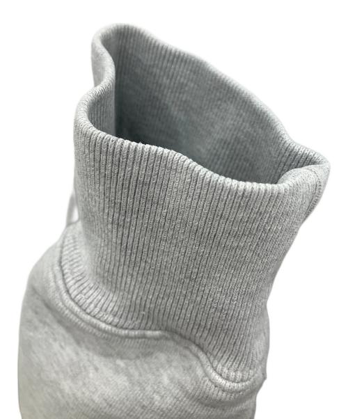 PALACE（パレス）PALACE (パレス) ロゴプリントプルオーバーパーカー　PALACE　メンズ　グレー　毛羽立ち有 グレー サイズ:Lの古着・服飾アイテム