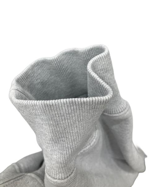 PALACE（パレス）PALACE (パレス) ロゴプリントプルオーバーパーカー　PALACE　メンズ　グレー　毛羽立ち有 グレー サイズ:Lの古着・服飾アイテム