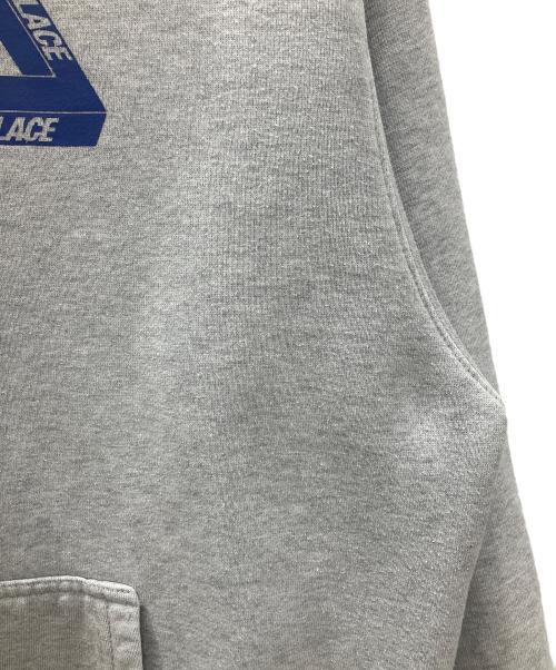 PALACE（パレス）PALACE (パレス) ロゴプリントプルオーバーパーカー　PALACE　メンズ　グレー　毛羽立ち有 グレー サイズ:Lの古着・服飾アイテム