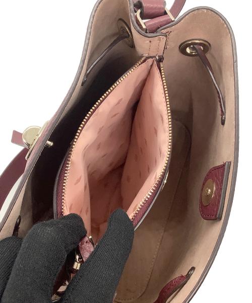 Kate Spade（ケイトスペード）Kate Spade (ケイトスペード) ショルダーバッグ　マーティスモールバケット パープルの古着・服飾アイテム
