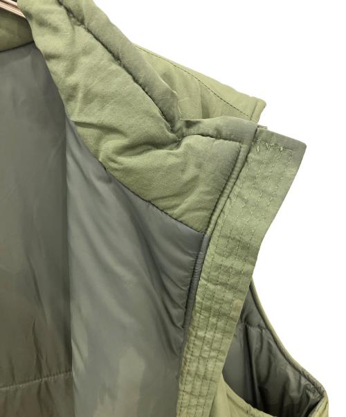 GEN ⅲ（ジェンスリー）GEN ⅲ (ジェンスリー) 中綿ベスト　GEN ⅲ　メンズ　カーキ　	LEVEL7 PRIMALOFT VEST　BAF社製 カーキ サイズ:Lの古着・服飾アイテム