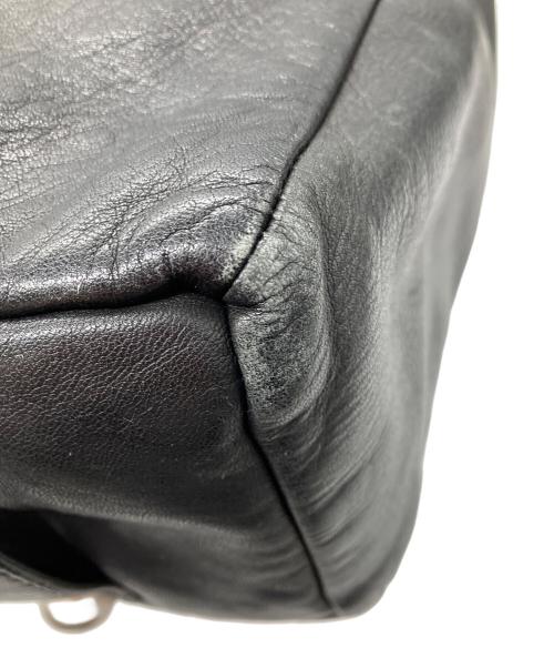 kawa-kawa（カワカワ）kawa-kawa (カワカワ) ビッグジッパーショルダーバッグ ブラックの古着・服飾アイテム