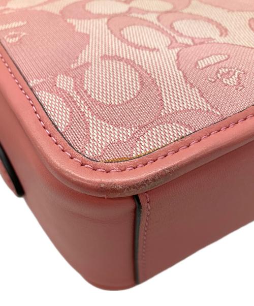 COACH（コーチ）COACH (コーチ) A BATHING APE (ア ベイシング エイプ) ショルダーバッグ　COACH　A BATHING APE　シグネチャー　本体のみ　レディース　ピンク ピンクの古着・服飾アイテム