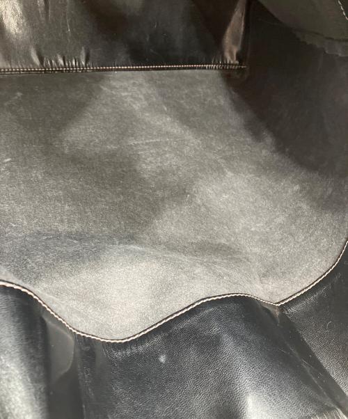 N°21（ヌメロヴェントゥーノ）N°21 (ヌメロヴェントゥーノ) ロゴトートバッグ　ブラック ブラックの古着・服飾アイテム