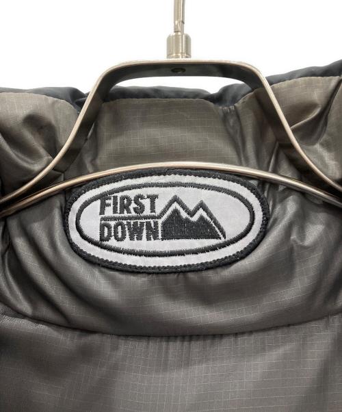 FIRST DOWN（ファーストダウン）FIRST DOWN (ファーストダウン) リバーシブルダウンジャケット　FIRST DOWN　メンズ　ブラック ブラック サイズ:Mの古着・服飾アイテム