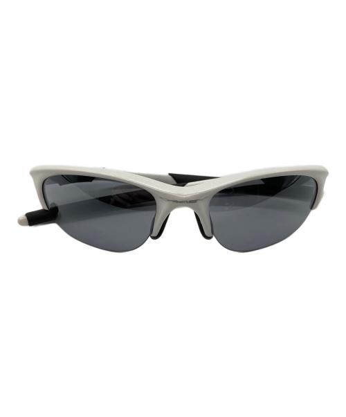 OAKLEY（オークリー）OAKLEY (オークリー) サングラス ホワイトの古着・服飾アイテム
