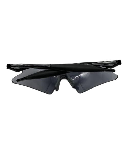 OAKLEY（オークリー）OAKLEY (オークリー) サングラス ホワイト×グレーの古着・服飾アイテム