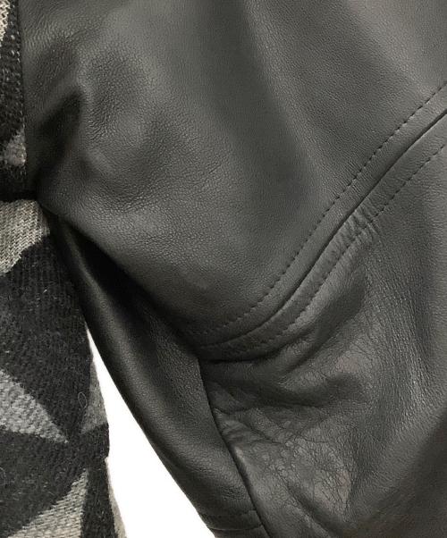 RED EAR Paul Smith（レッドイヤーポールスミス）RED EAR Paul Smith (レッドイヤーポールスミス) スタジャン　REDEAR Paul Smith　メンズ　	ブラック×グレー ブラック×グレー サイズ:Mの古着・服飾アイテム