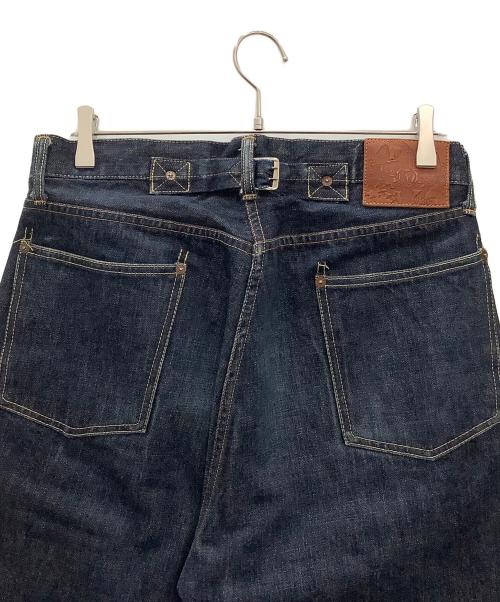 TENDERLOIN（テンダーロイン）TENDERLOIN (テンダーロイン) デニムパンツ　TENDERLOIN　インディゴ　ボタンフライ シンチバッグ インディゴ サイズ:SIZE 76cm (W30)の古着・服飾アイテム