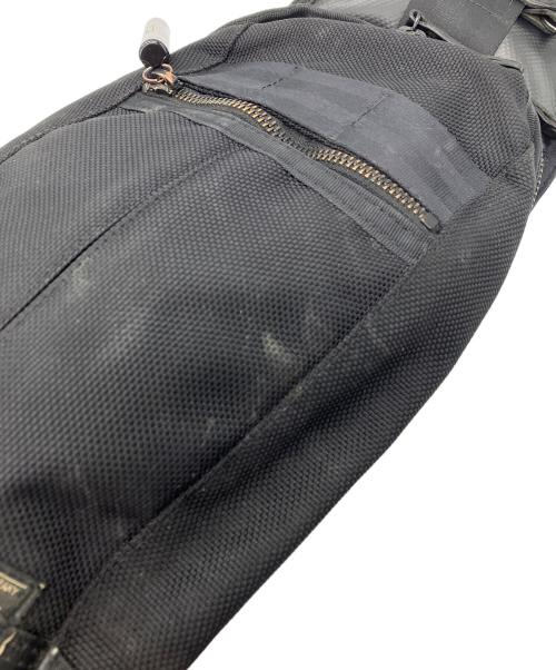 PORTER（ポーター）PORTER (ポーター) ボディーバッグ　PORTER　HEAT　ブラック　 ブラックの古着・服飾アイテム