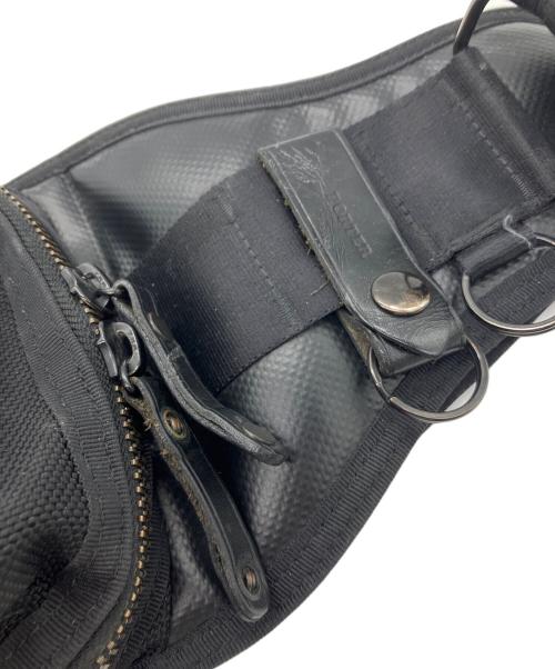 PORTER（ポーター）PORTER (ポーター) ボディーバッグ　PORTER　HEAT　ブラック　 ブラックの古着・服飾アイテム