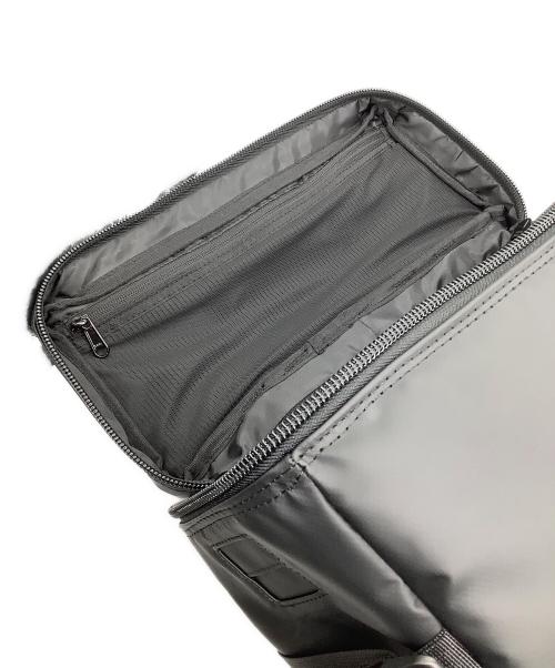 Evoon（エボーン）Evoon (エボーン) マルチスクエアリュック　Evoon　未使用品 未使用品の古着・服飾アイテム