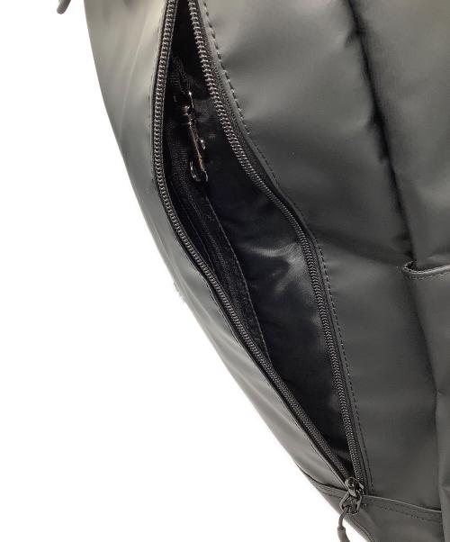 Evoon（エボーン）Evoon (エボーン) マルチスクエアリュック　Evoon　未使用品 未使用品の古着・服飾アイテム