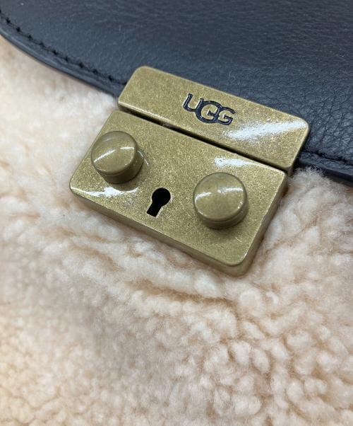 UGG（アグ）UGG (アグ) シープスキンリュック　UGG　ホワイト×ブラック ホワイト×ブラックの古着・服飾アイテム
