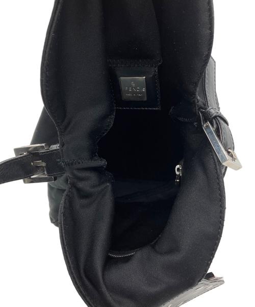 FENDI（フェンディ）FENDI (フェンディ) ハンドバッグ　FENDI　マンマバケット　ブラック　 ブラックの古着・服飾アイテム