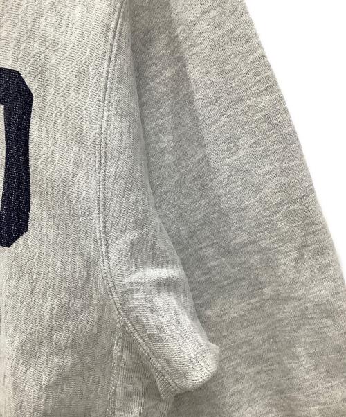 Champion REVERSE WEAVE（チャンピオン リバース ウィーブ）Champion REVERSE WEAVE (チャンピオン リバース ウィーブ) スウェット　Champion REVERSE WEAVE　メンズ　グレー　ダメージ有　刺繍タグ 90’s 古着 目付き グレー サイズ:Mの古着・服飾アイテム