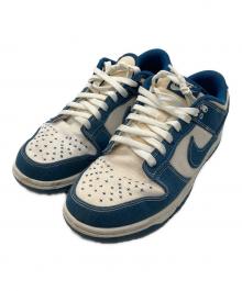 NIKE（ナイキ）の古着「スニーカー　NIKE　メンズ　ホワイト×ブルー　Dunk Low SE "Industrial Blue"」｜ホワイト×ブルー