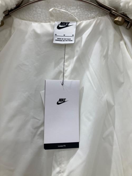 NIKE（ナイキ）NIKE (ナイキ) ボアコート　NIKE　レディース　ホワイト　タグ付き ホワイト サイズ:Mの古着・服飾アイテム