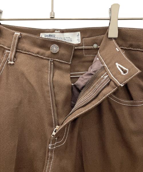 DAIRIKU（ダイリク）DAIRIKU (ダイリク) フラッシャープレスドパンツ　ブラウン ブラウン サイズ:表記無の古着・服飾アイテム