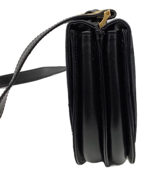 MCM（エムシーエム）MCM (エムシーエム) ショルダーバッグ　MCM　ヴィセトス　ブラック ブラックの古着・服飾アイテム