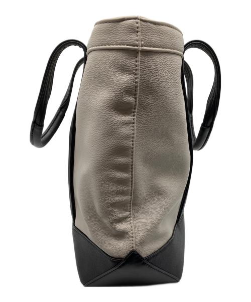 BEVERLY HILLS POLO CLUB（ビバリーヒルズポロクラブ）BEVERLY HILLS POLO CLUB (ビバリーヒルズポロクラブ) トートバッグ グレージュ×ブラックの古着・服飾アイテム