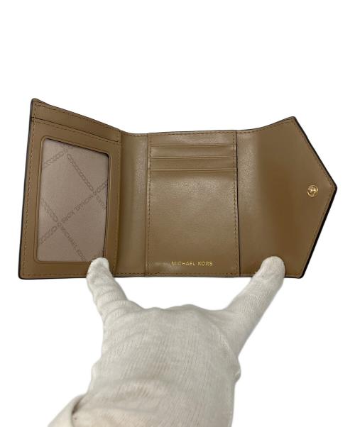MICHAEL KORS（マイケル・コース）MICHAEL KORS (マイケル・コース) 3つ折り財布 イエロー×ブラウンの古着・服飾アイテム