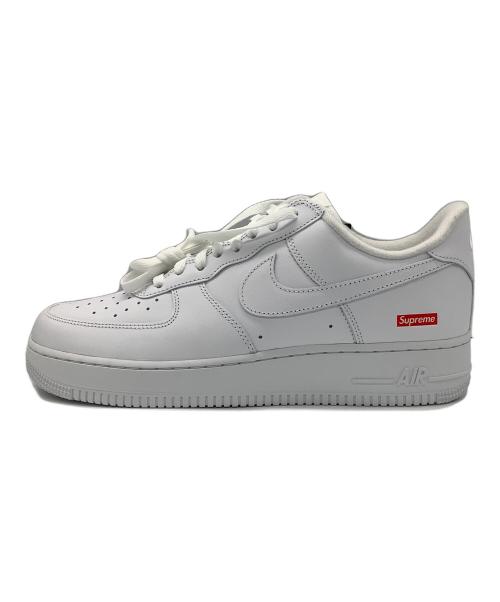 NIKE（ナイキ）NIKE (ナイキ) SUPREME (シュプリーム) スニーカー NIKE AIR FORCE1 LOW  ホワイト サイズ:28.5の古着・服飾アイテム