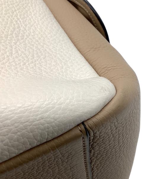 COACH（コーチ）COACH (コーチ) ショルダーバッグ ベージュ×ホワイトの古着・服飾アイテム