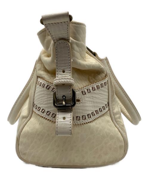 FENDI（フェンディ）FENDI (フェンディ) ハンドバッグ アイボリーの古着・服飾アイテム