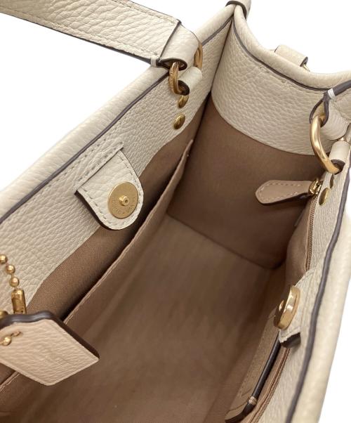 COACH（コーチ）COACH (コーチ) 2WAYバッグ C5268 ベージュの古着・服飾アイテム