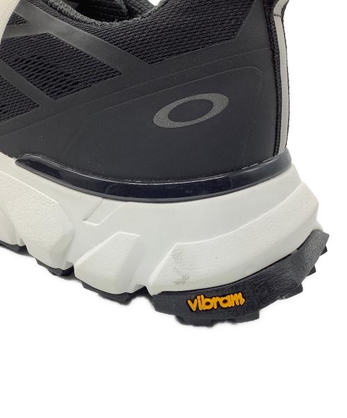 OAKLEY（オークリー）OAKLEY (オークリー) ローカットスニーカー	FOF100350X ブラック サイズ:30cmの古着・服飾アイテム