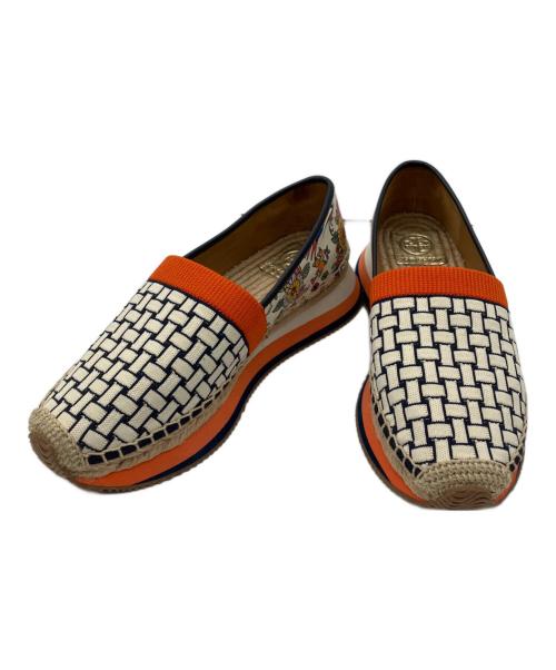 TORY BURCH（トリーバーチ）TORY BURCH (トリーバーチ) スリッポン ホワイト×オレンジ サイズ:8の古着・服飾アイテム