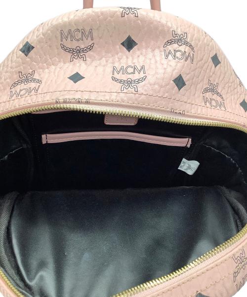 MCM（エムシーエム）MCM (エムシーエム) スタッズリュック ピンクの古着・服飾アイテム