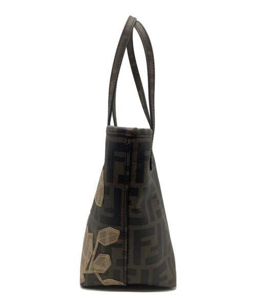 FENDI（フェンディ）FENDI (フェンディ) ハンドバッグ ブラウンの古着・服飾アイテム