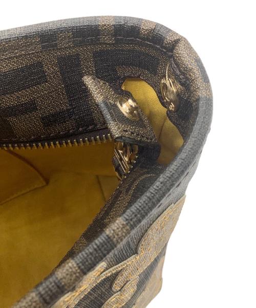 FENDI（フェンディ）FENDI (フェンディ) ハンドバッグ ブラウンの古着・服飾アイテム