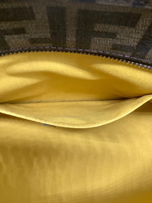 FENDI（フェンディ）FENDI (フェンディ) ハンドバッグ ブラウンの古着・服飾アイテム